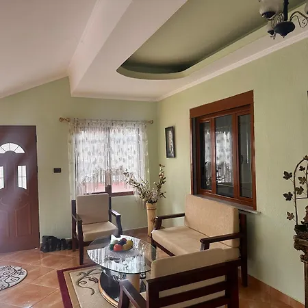 Ubytování v soukromí Triple Rooms Double With Lake View Balcony