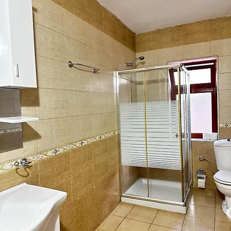 Triple Rooms Double With Lake View Balcony *