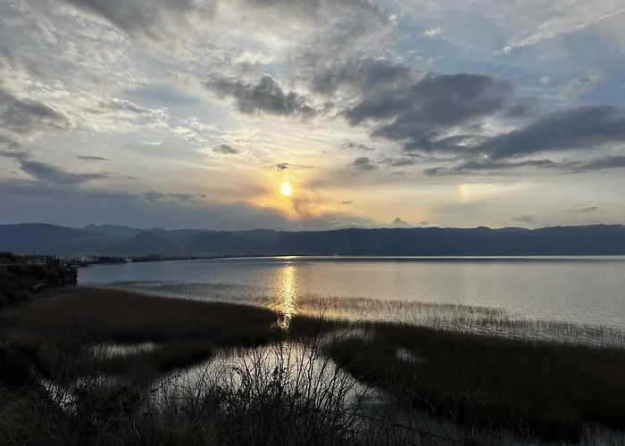 Privatunterkunft Double And Triple With View Pogradec